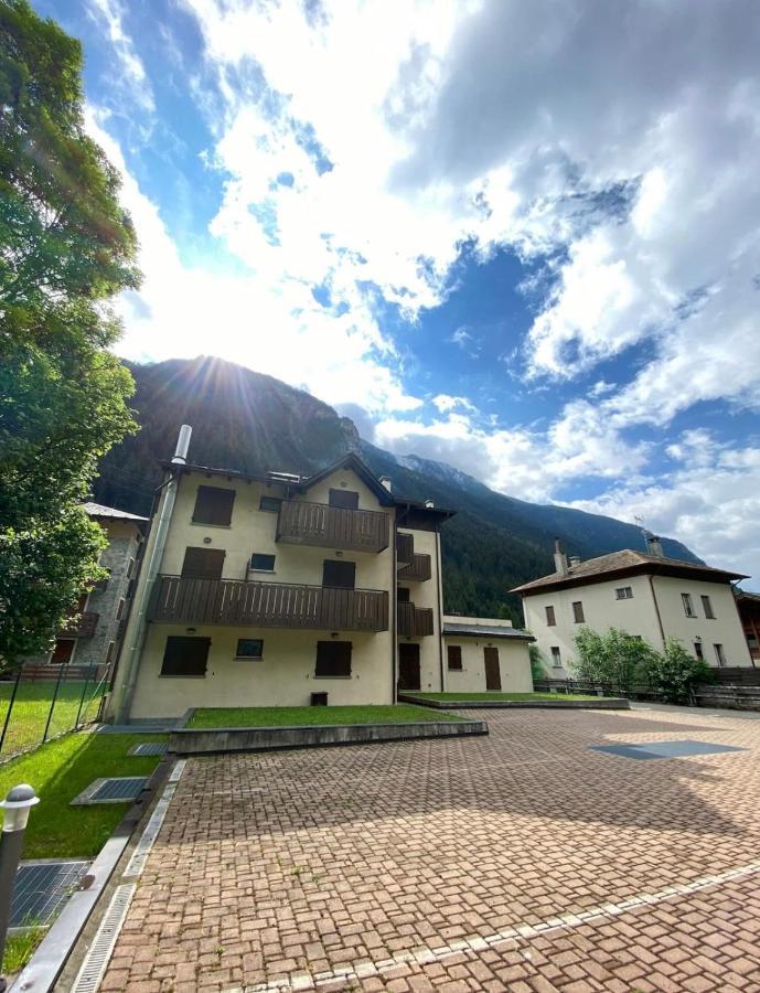 Apartmán Bianchina - Bilocale Con Giardino Privato Valdisotto Exteriér fotografie